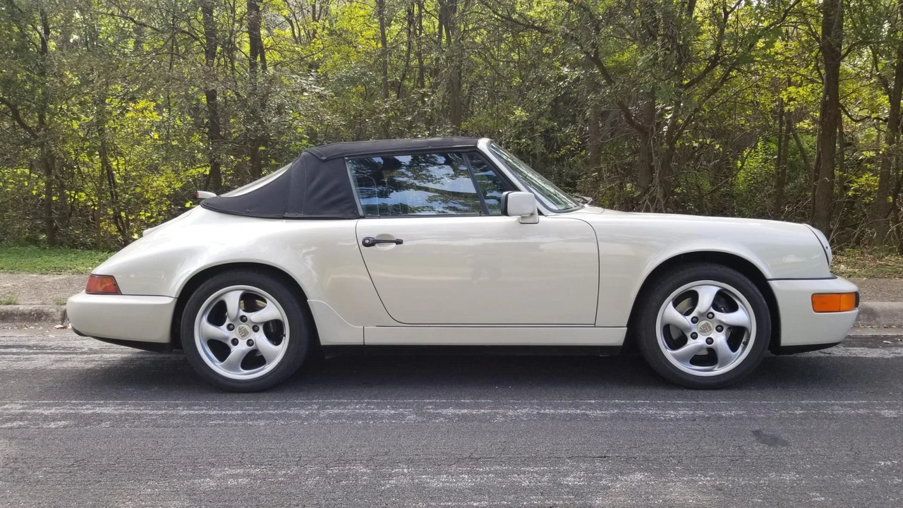 1990 Porsche 964 Carrera 4 - Image 5 of 31
