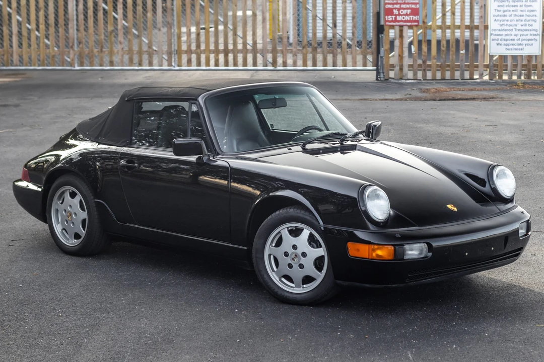 1990 Porsche 964 Carrera 4 - Image 8 of 31