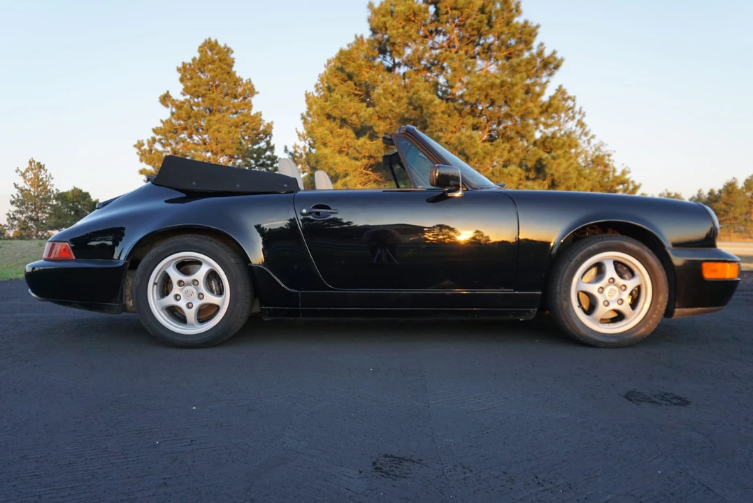 1990 Porsche 964 Carrera 4 - Image 10 of 31
