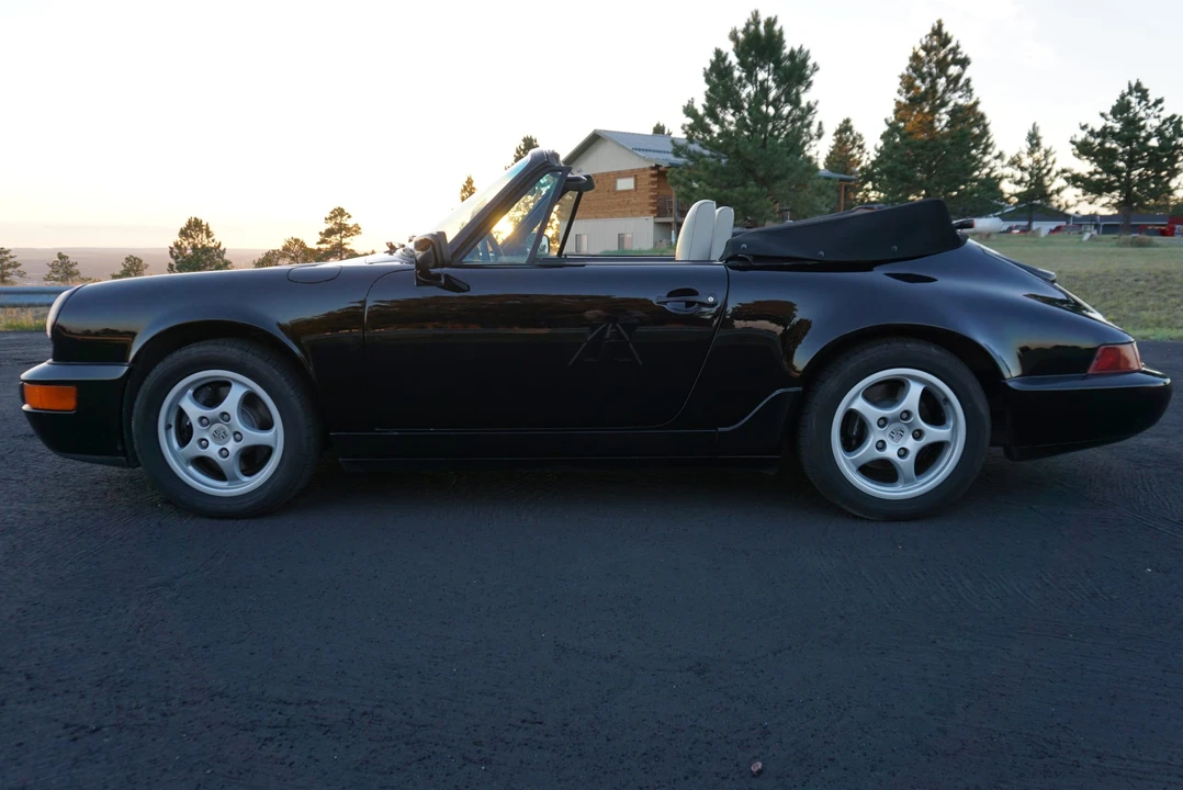 1990 Porsche 964 Carrera 4 - Image 21 of 31