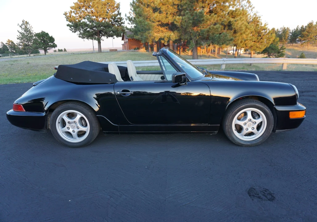 1990 Porsche 964 Carrera 4 - Image 8 of 31
