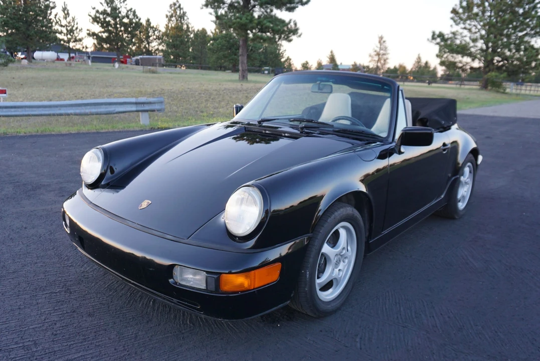 1990 Porsche 964 Carrera 4 - Image 25 of 31