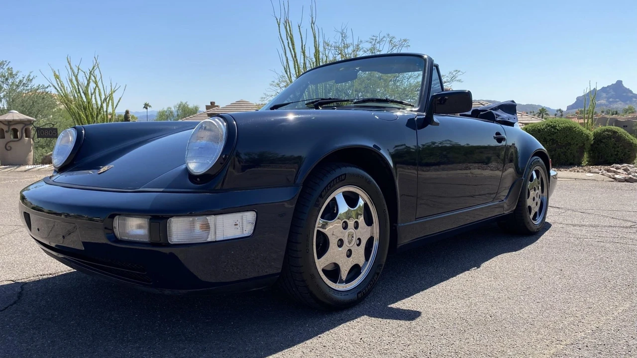 1990 Porsche 964 Carrera 4 - Image 14 of 31