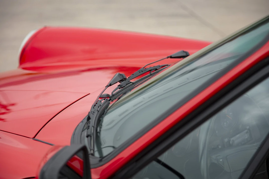 1990 Porsche 964 Carrera 4 - Image 25 of 31