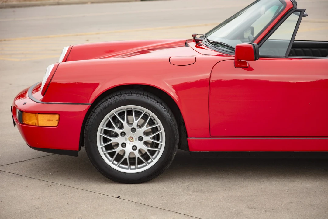 1990 Porsche 964 Carrera 4 - Image 12 of 31