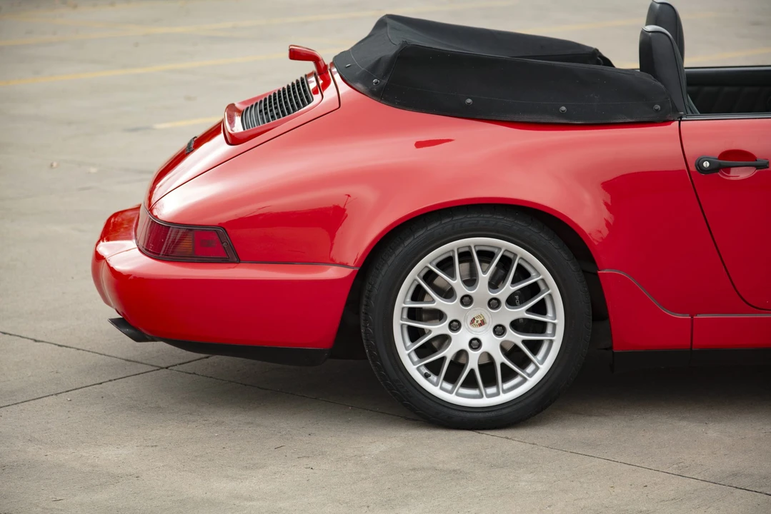 1990 Porsche 964 Carrera 4 - Image 10 of 31