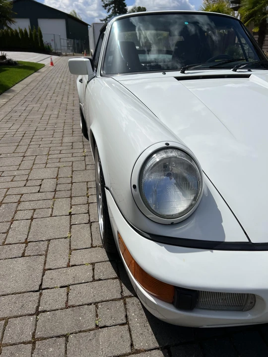 1990 Porsche 964 Carrera 4 - Image 24 of 31