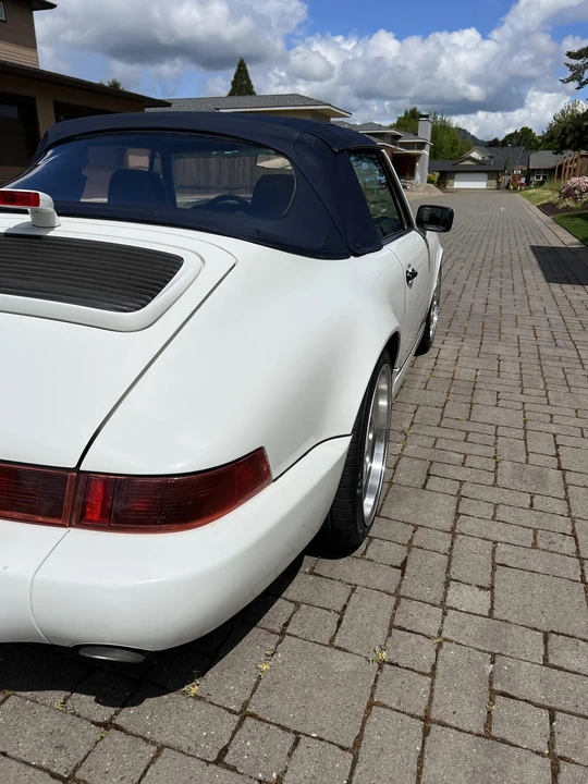 1990 Porsche 964 Carrera 4 - Image 28 of 31