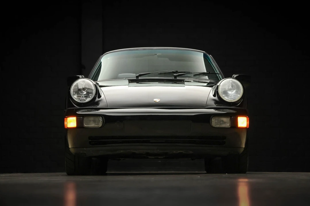 1990 Porsche 964 Carrera 4 - Image 11 of 31