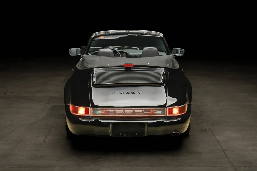 1990 Porsche 964 Carrera 4 - Image 24 of 31