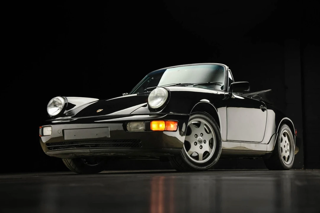 1990 Porsche 964 Carrera 4 - Image 7 of 31