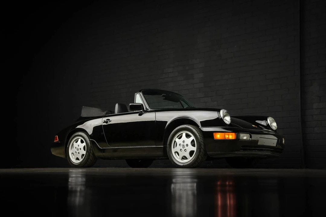 1990 Porsche 964 Carrera 4 - Image 16 of 31