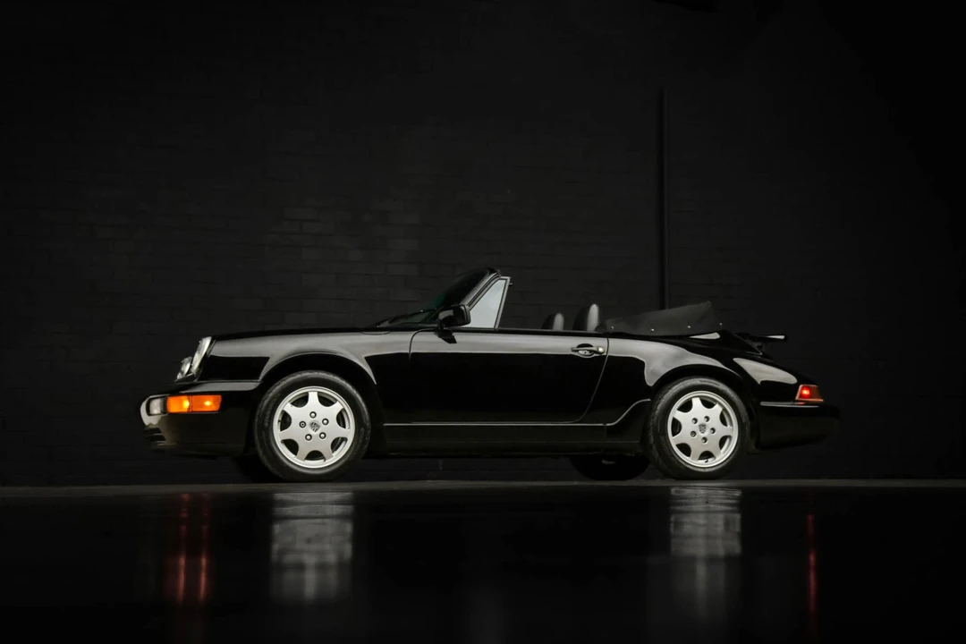 1990 Porsche 964 Carrera 4 - Image 2 of 31
