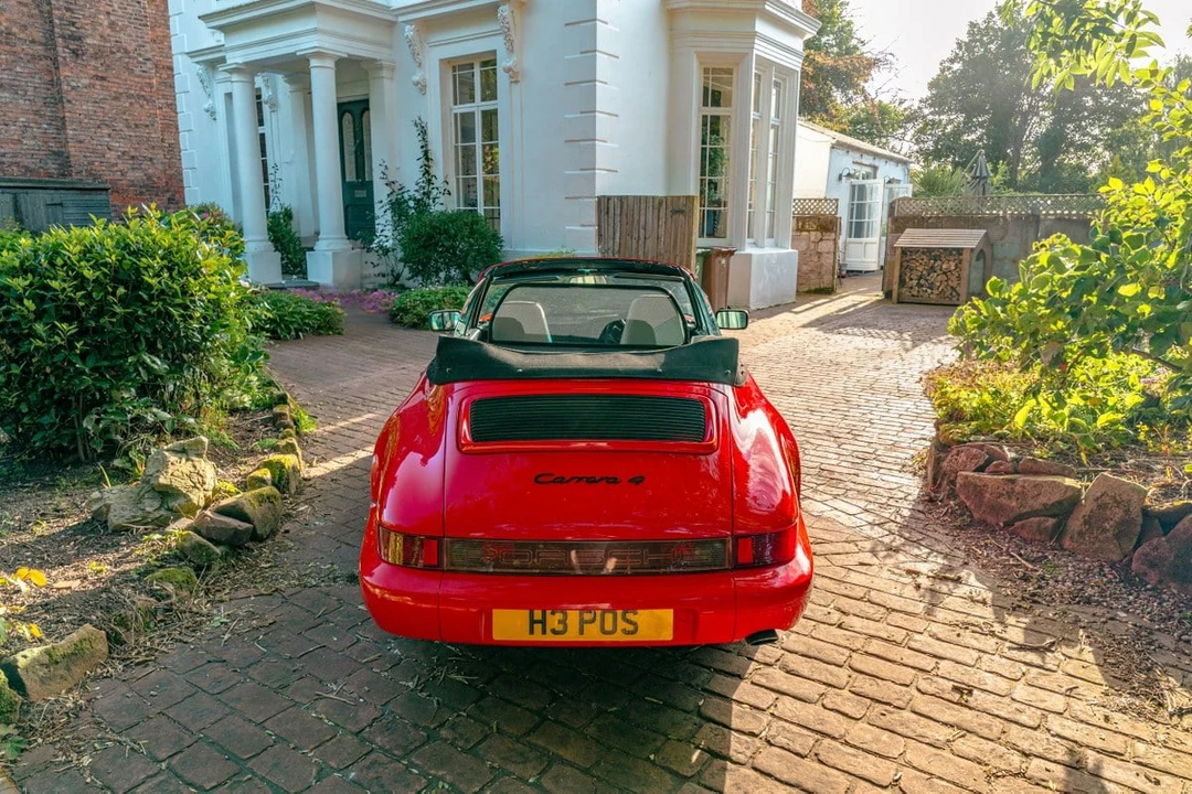 1990 Porsche 964 Carrera 4 - Image 24 of 30