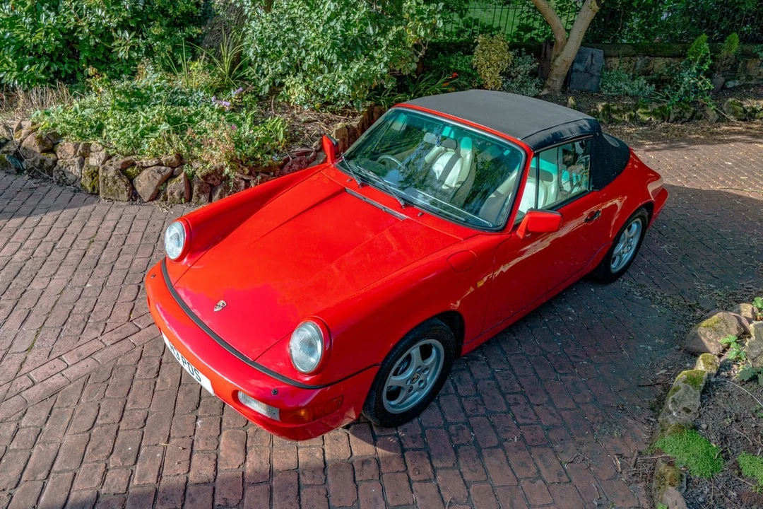 1990 Porsche 964 Carrera 4 - Image 16 of 30