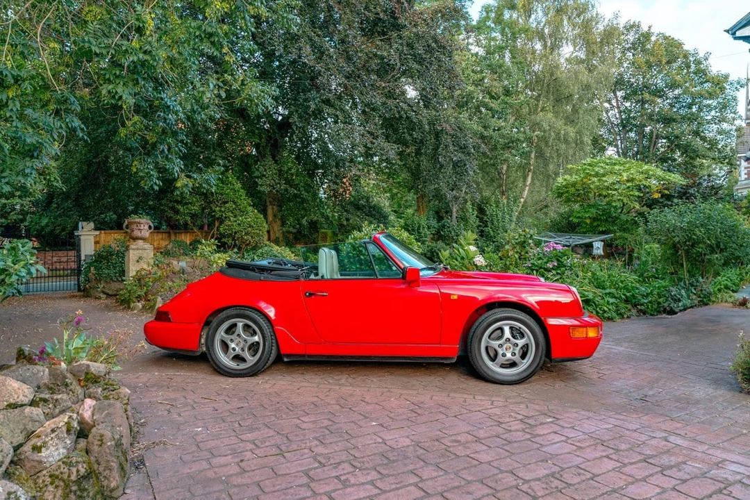 1990 Porsche 964 Carrera 4 - Image 8 of 30