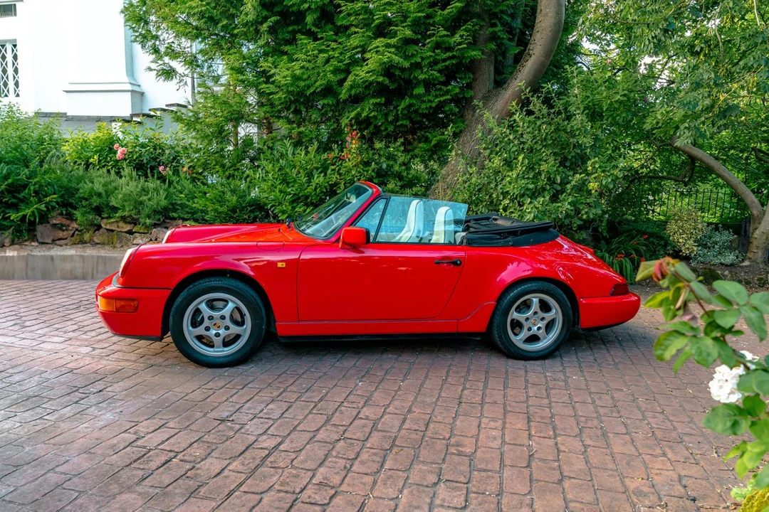 1990 Porsche 964 Carrera 4 - Image 5 of 30