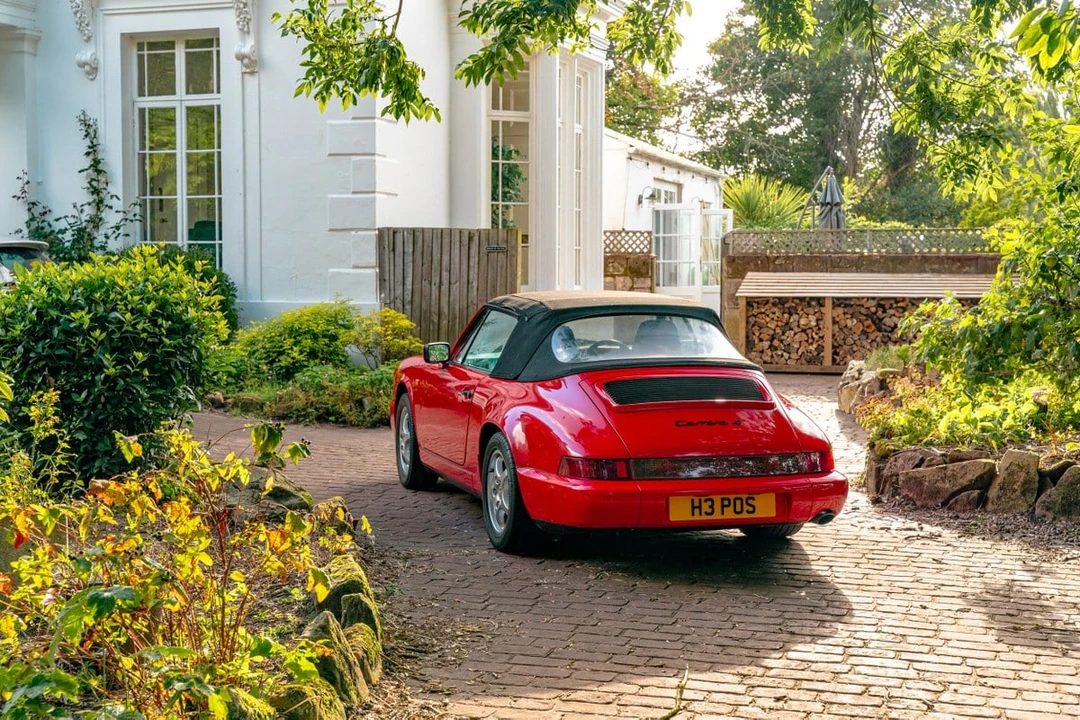 1990 Porsche 964 Carrera 4 - Image 19 of 30