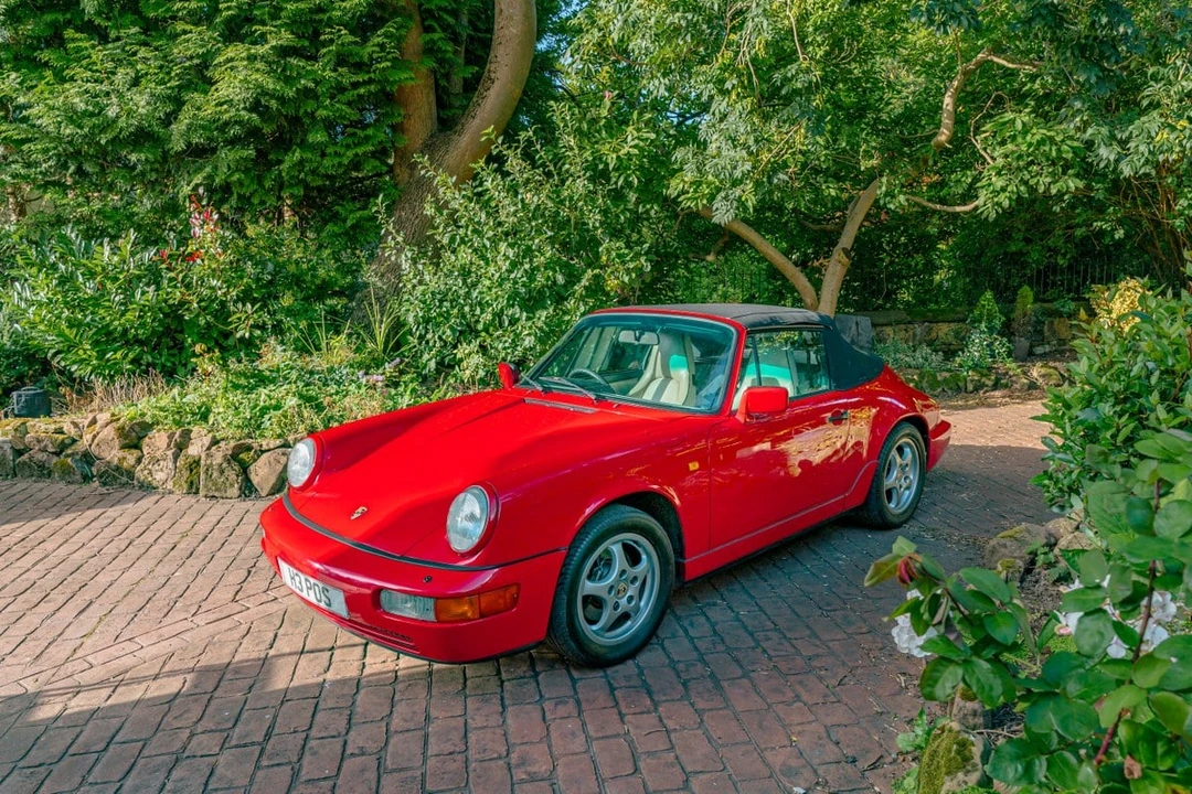 1990 Porsche 964 Carrera 4 - Image 15 of 30