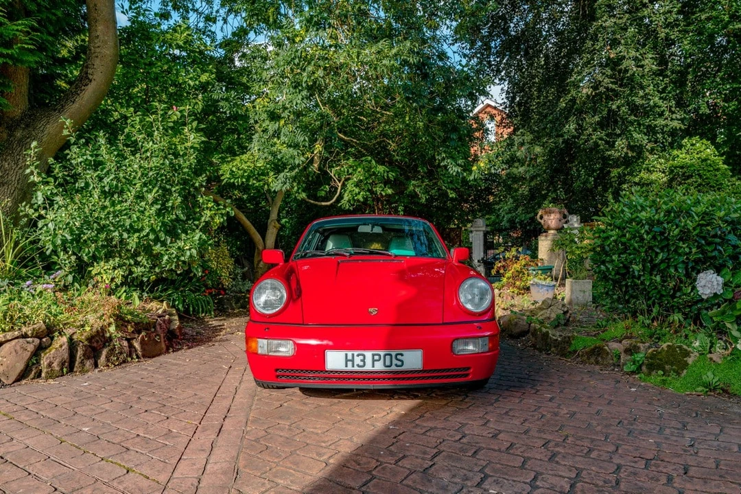 1990 Porsche 964 Carrera 4 - Image 9 of 30