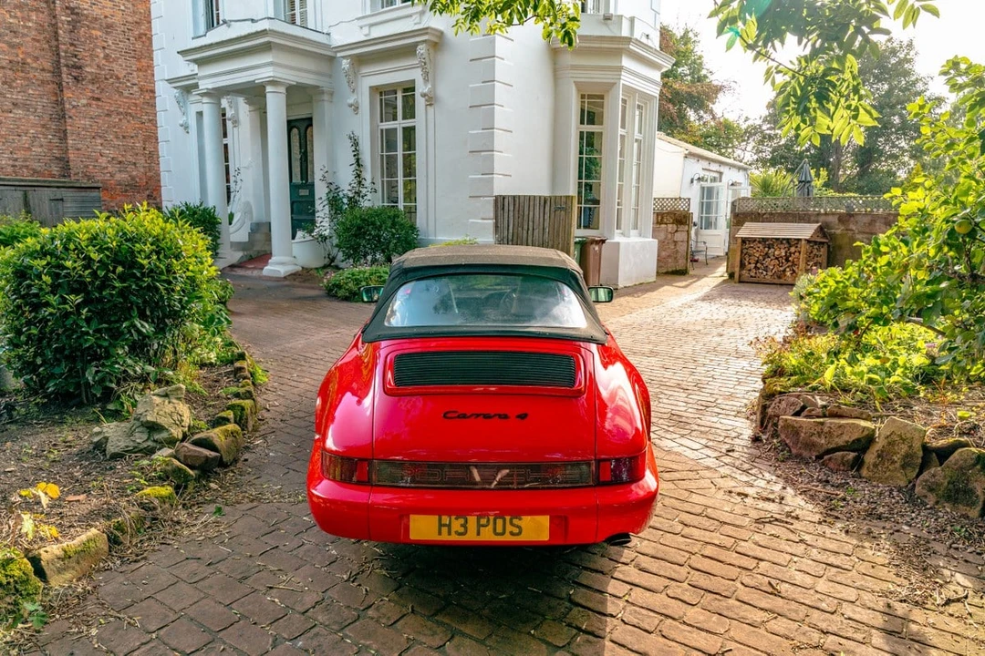1990 Porsche 964 Carrera 4 - Image 25 of 30