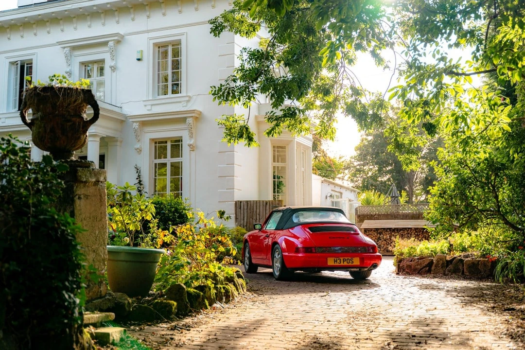 1990 Porsche 964 Carrera 4 - Image 20 of 30