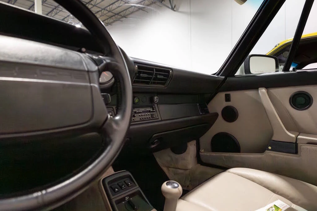 1990 Porsche 964 Carrera 4 - Image 13 of 31