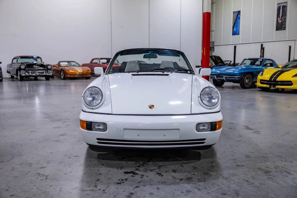 1990 Porsche 964 Carrera 4 - Image 9 of 31