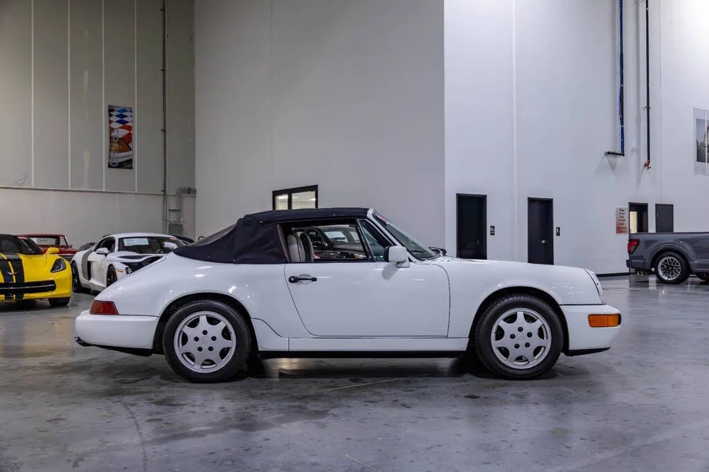 1990 Porsche 964 Carrera 4 - Image 23 of 31