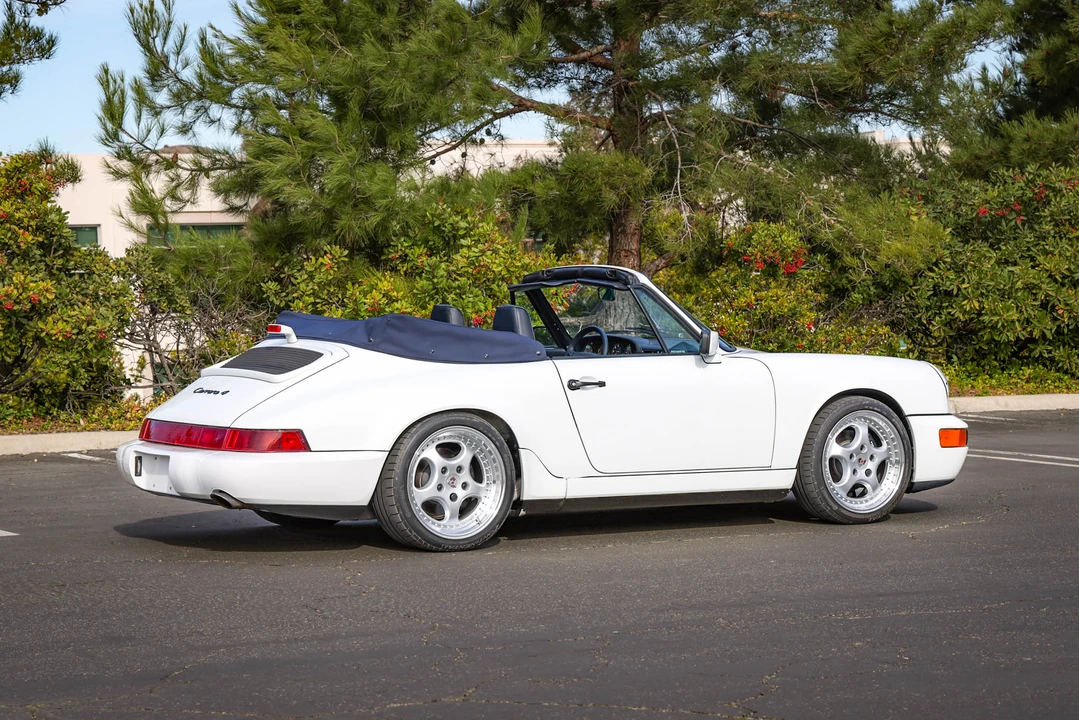 1990 Porsche 964 Carrera 4 - Image 12 of 31