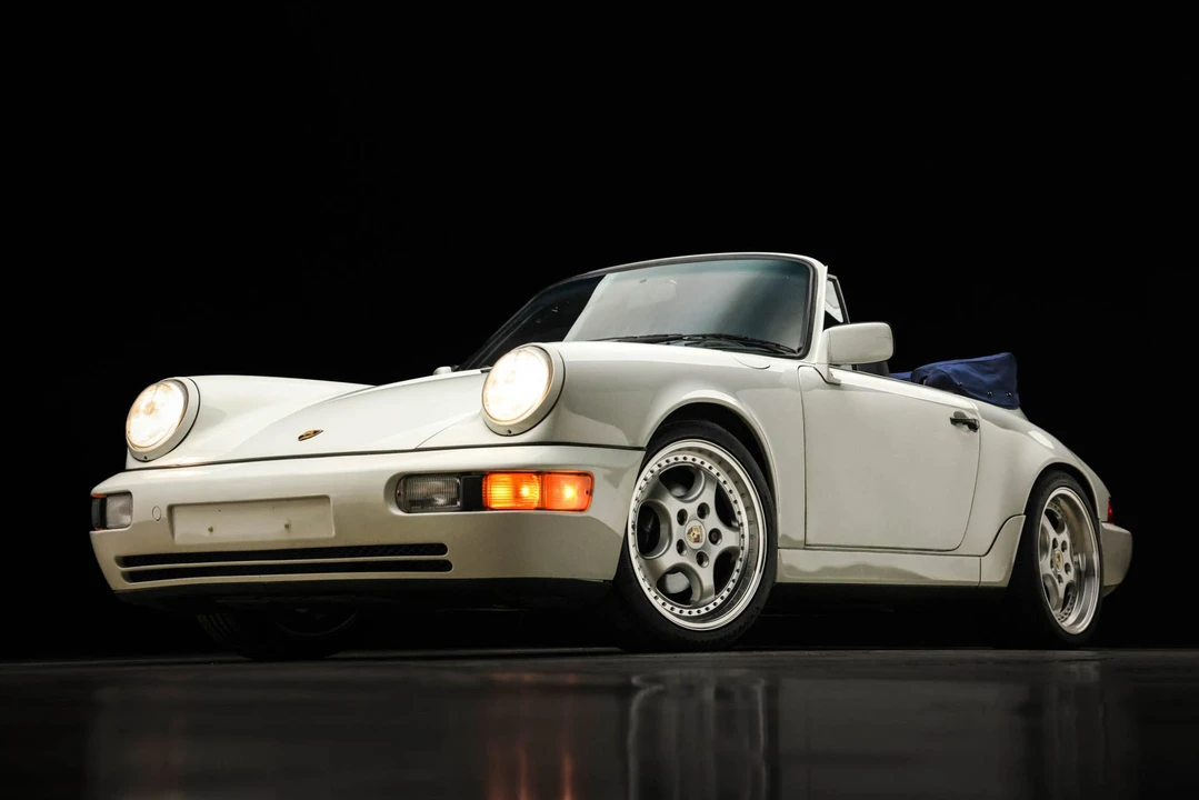 1990 Porsche 964 Carrera 4 - Image 16 of 31