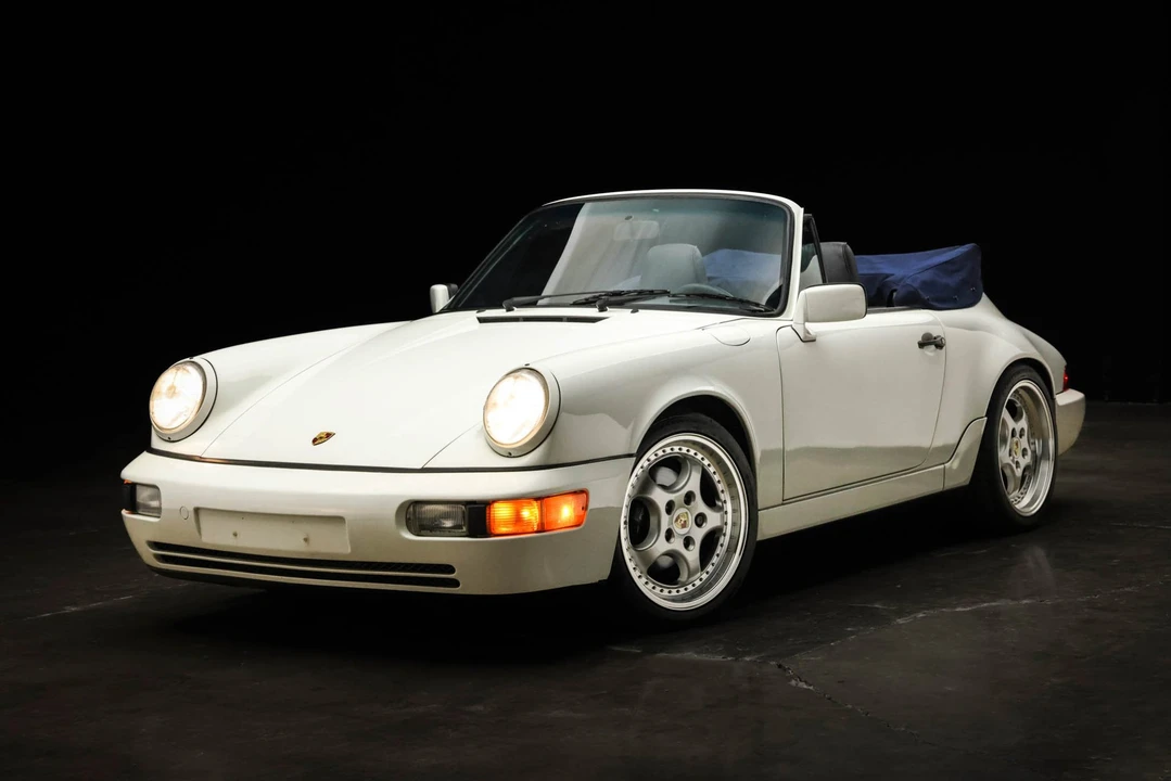 1990 Porsche 964 Carrera 4 - Image 17 of 31