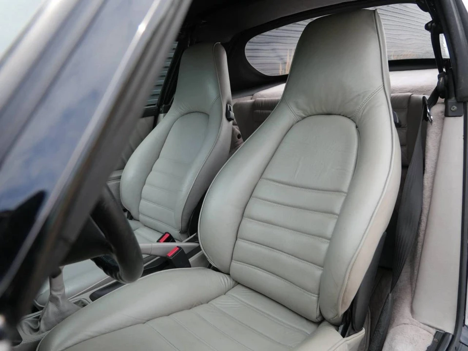 1990 Porsche 964 Carrera 4 - Image 5 of 5