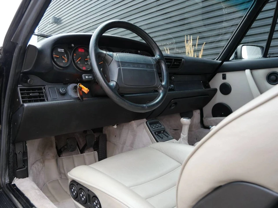 1990 Porsche 964 Carrera 4 - Image 4 of 5