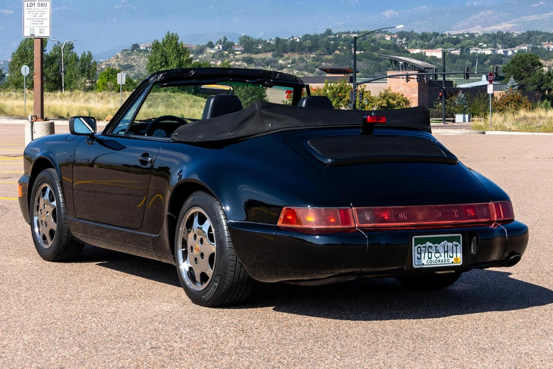1990 Porsche 964 Carrera 4 - Image 4 of 31