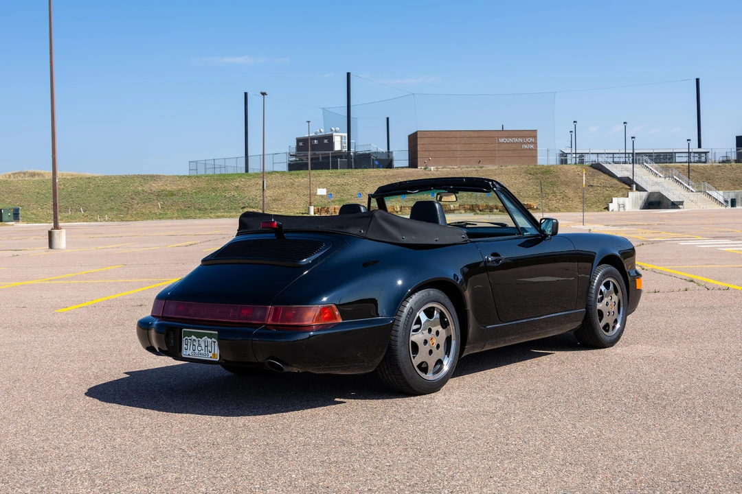 1990 Porsche 964 Carrera 4 - Image 8 of 31