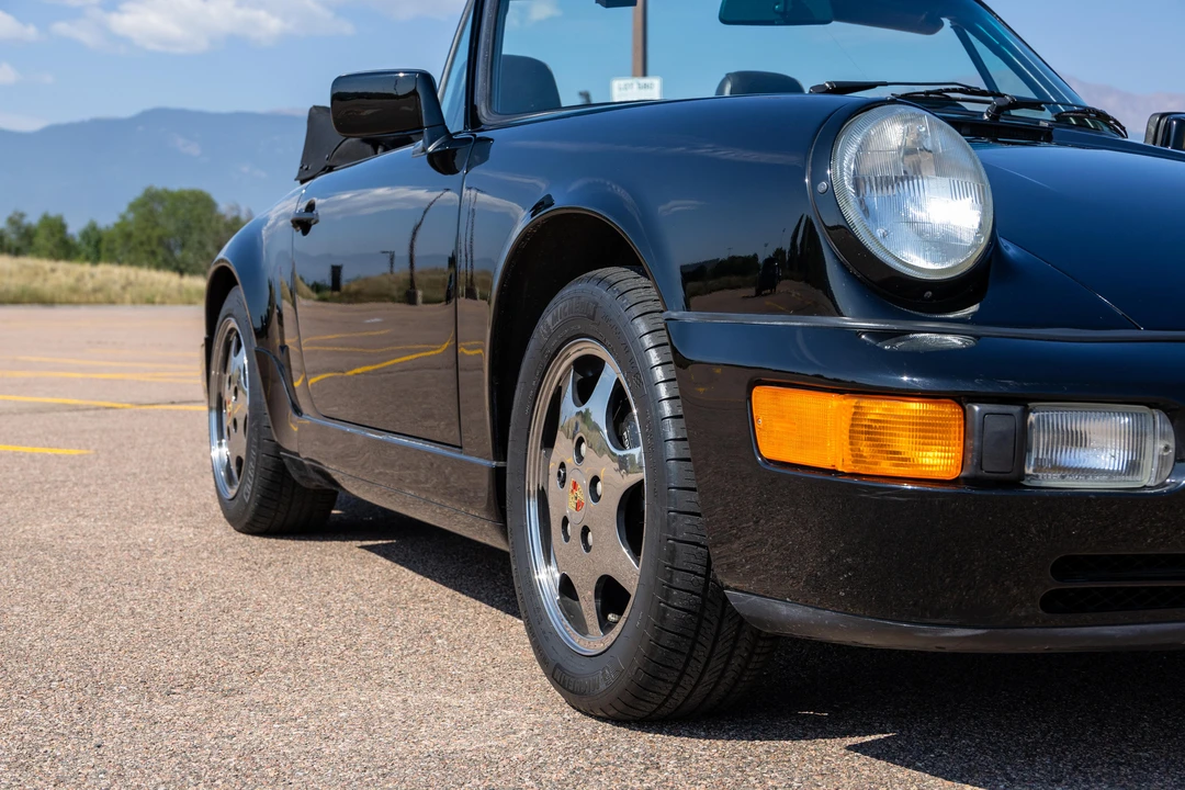 1990 Porsche 964 Carrera 4 - Image 25 of 31