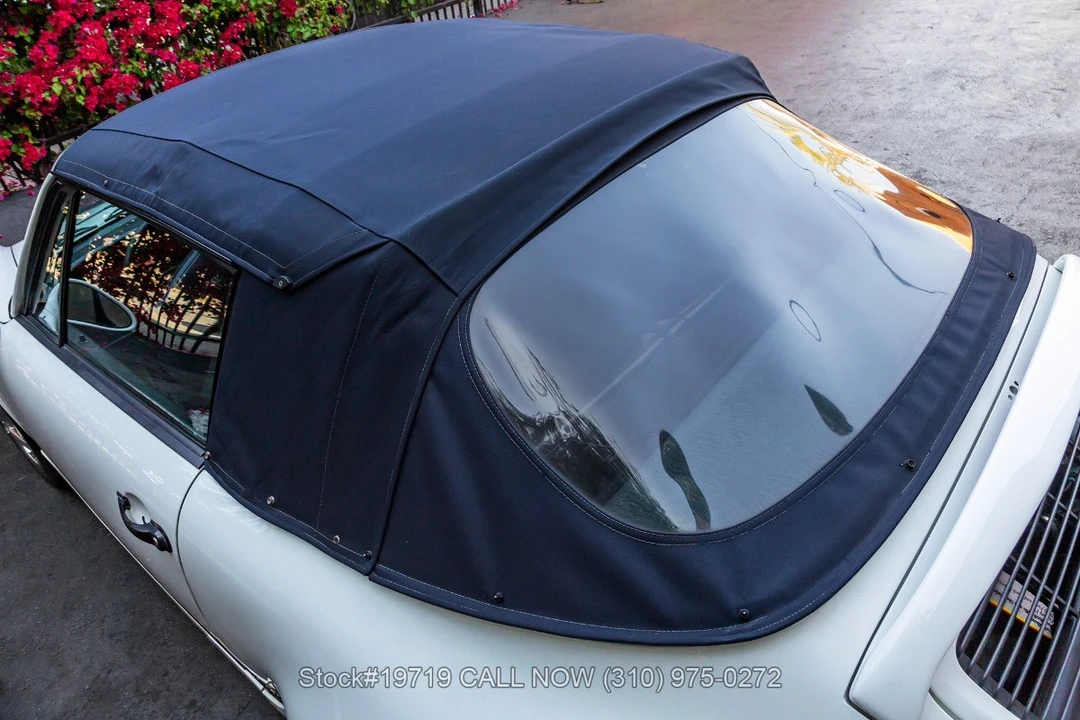 1990 Porsche 964 Carrera 4 - Image 14 of 31