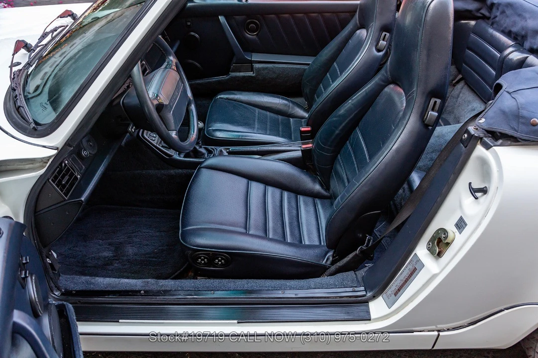 1990 Porsche 964 Carrera 4 - Image 22 of 31