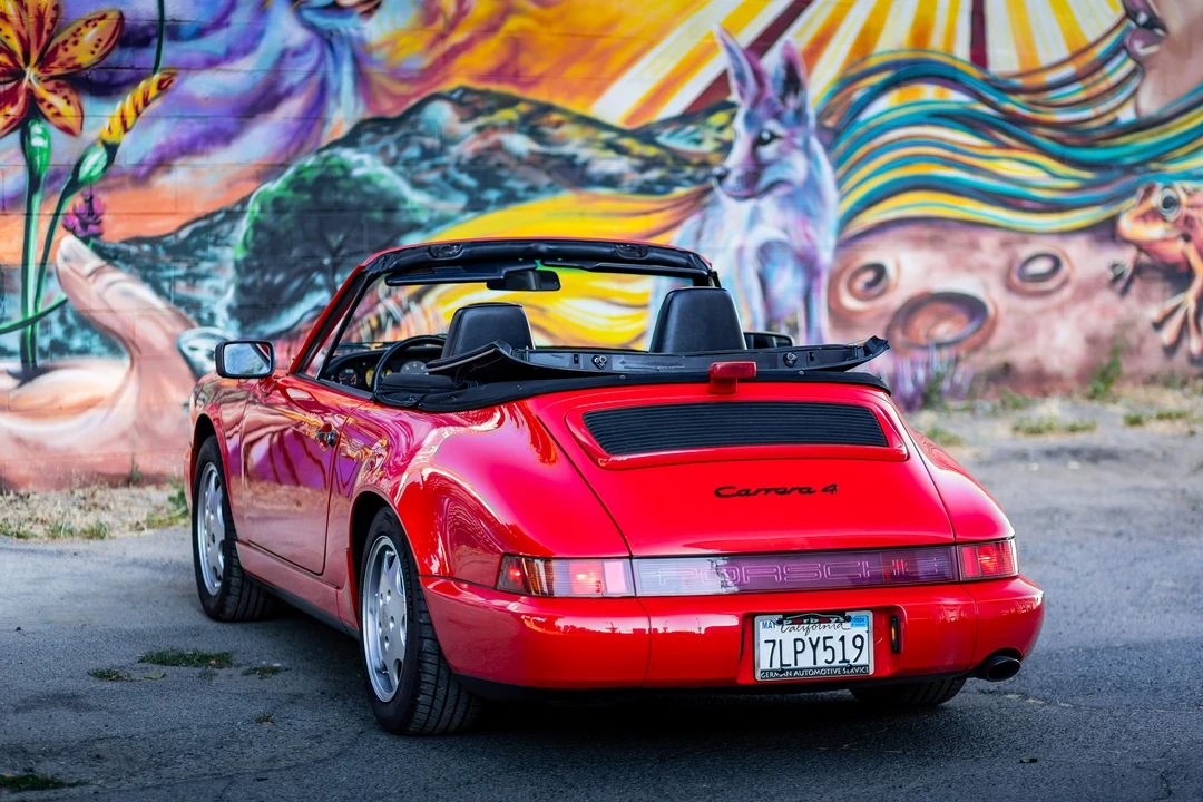 1990 Porsche 964 Carrera 4 - Image 24 of 31