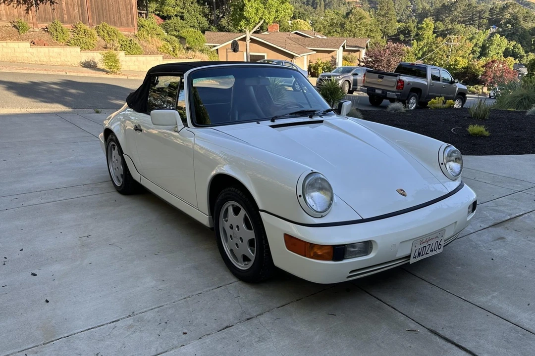 1990 Porsche 964 Carrera 4 - Image 11 of 31