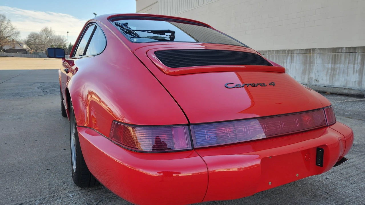 1990 Porsche 964 Carrera 4 - Image 20 of 31