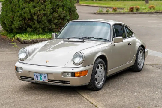 1990 Porsche 911 Carrera 4 Coupe
