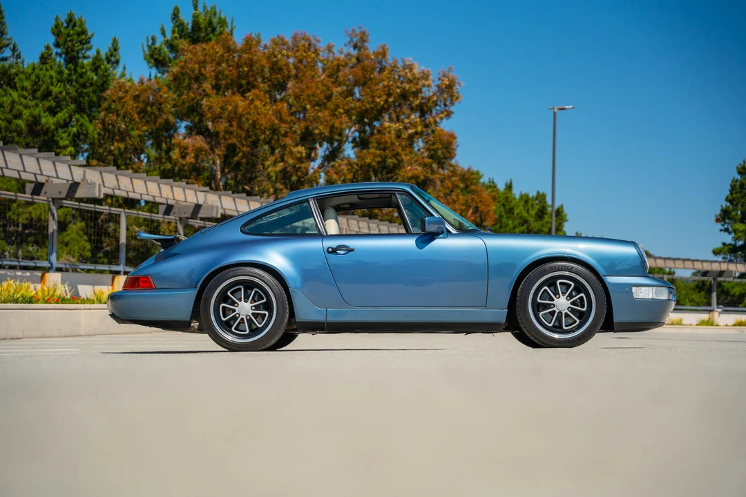 1990 Porsche 964 Carrera 4 - Image 30 of 31
