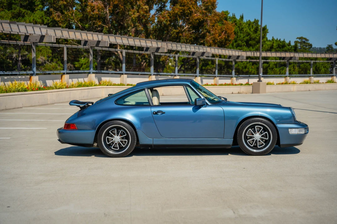 1990 Porsche 964 Carrera 4 - Image 29 of 31