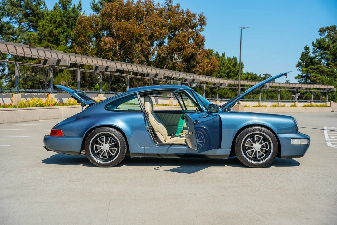 1990 Porsche 964 Carrera 4 - Image 27 of 31