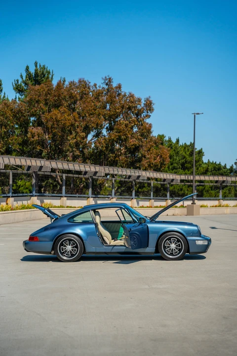 1990 Porsche 964 Carrera 4 - Image 25 of 31