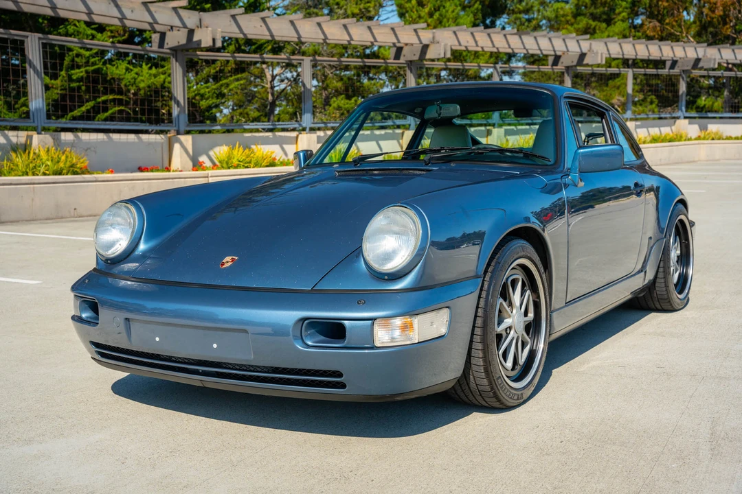 1990 Porsche 964 Carrera 4 - Image 9 of 31