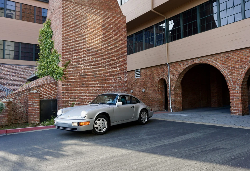 1990 Porsche 964 Carrera 4 - Image 3 of 31