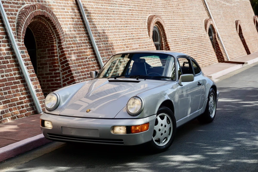 1990 Porsche 964 Carrera 4 - Image 15 of 31